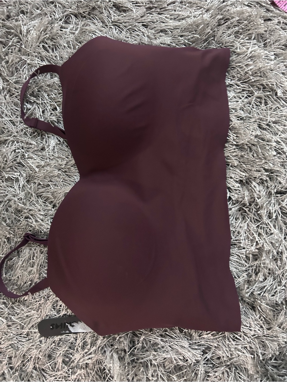 SKIMS Seamless Longline Strapless Bra — Burgundy
